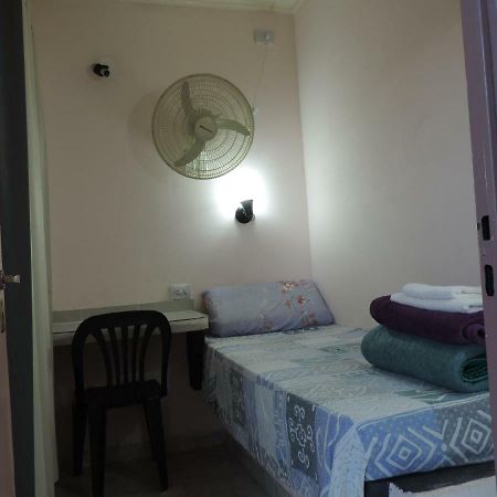 Habitaciones Panchita ปูแอร์โตอีกวาซู ภายนอก รูปภาพ