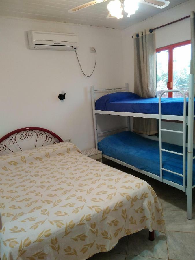 Habitaciones Panchita ปูแอร์โตอีกวาซู ภายนอก รูปภาพ